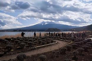 还有一节比赛！浓眉三节比赛已经送出7次抢断 生涯新高